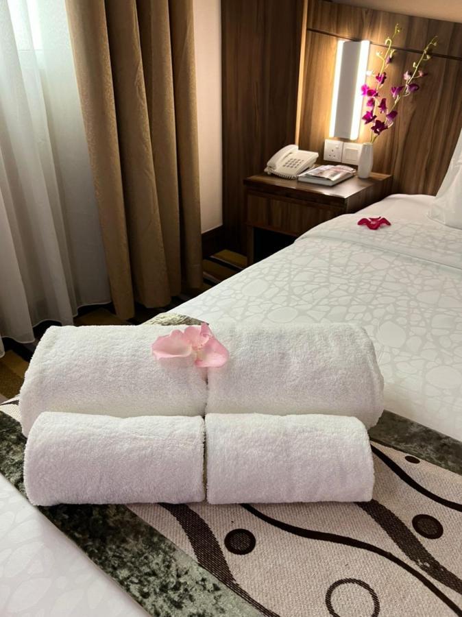Nova Hotel Miri Eksteriør billede